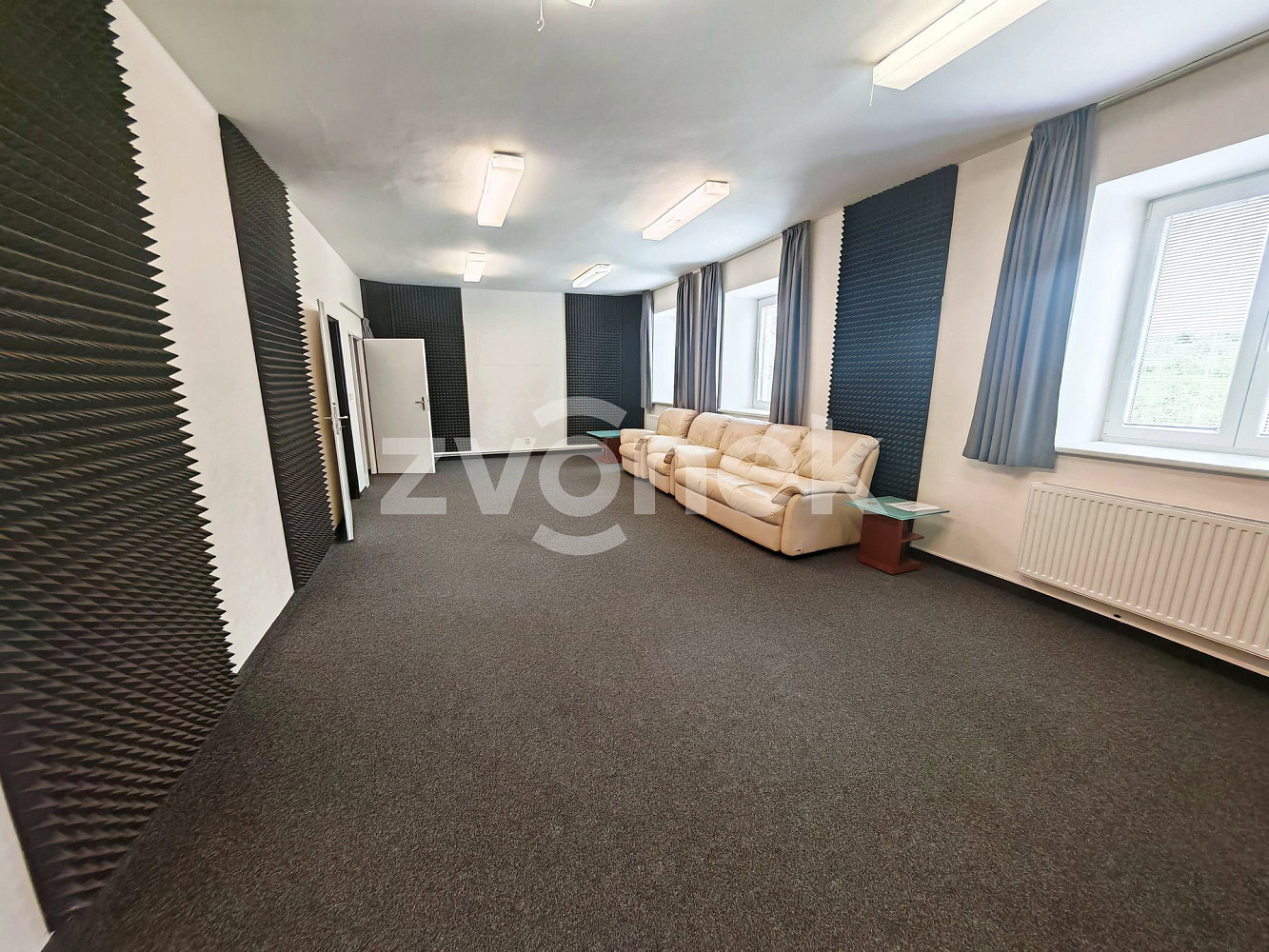 Pronájem kanceláře 164 m² – fotografie 4
