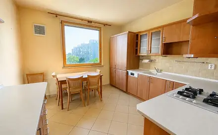 Prodej bytu 3+1 77 m², Lonkova, Pardubice - Polabiny