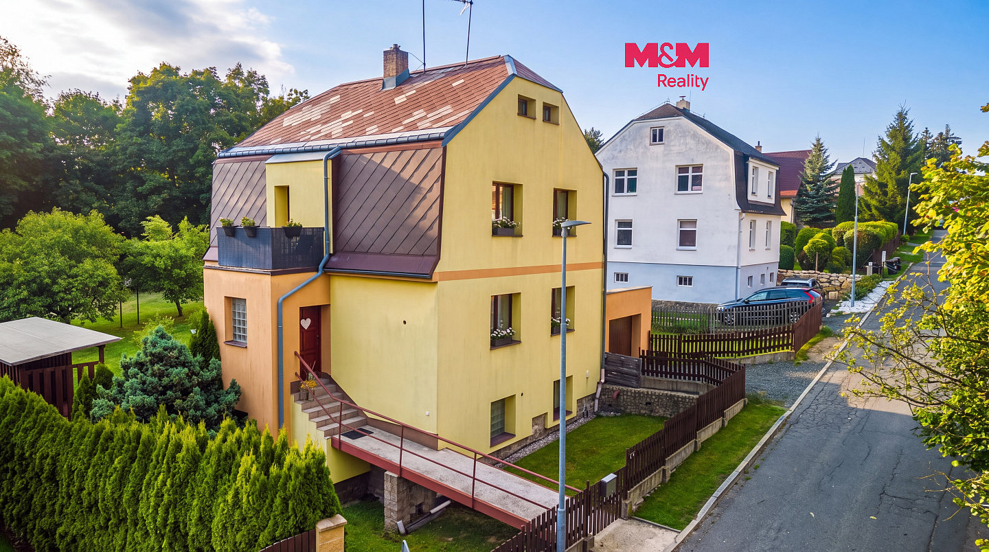 Prodej domu 150 m² s pozemkem 1 178 m²