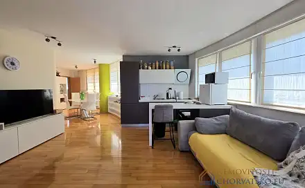 Prodej bytu 1+kk 74 m², Pula, Chorvatsko