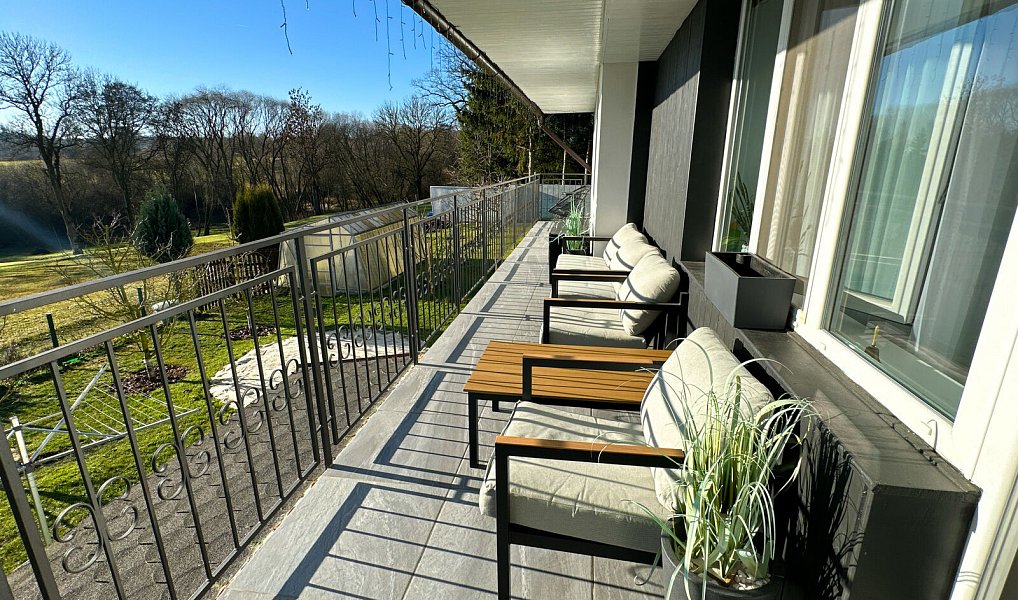 Prodej domu 300 m² s pozemkem 154 m², Tachov – náhled fotky 18