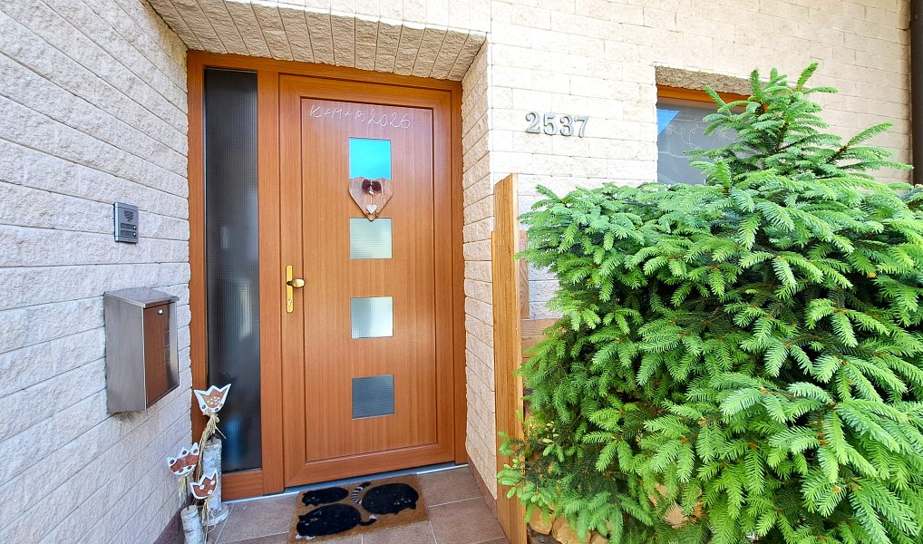 Prodej domu 204 m² s pozemkem 300 m², Kyjov – náhled fotky 9