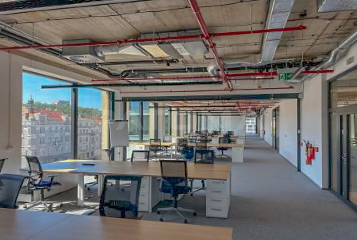 Pronájem kanceláře 706 m² – fotografie 5