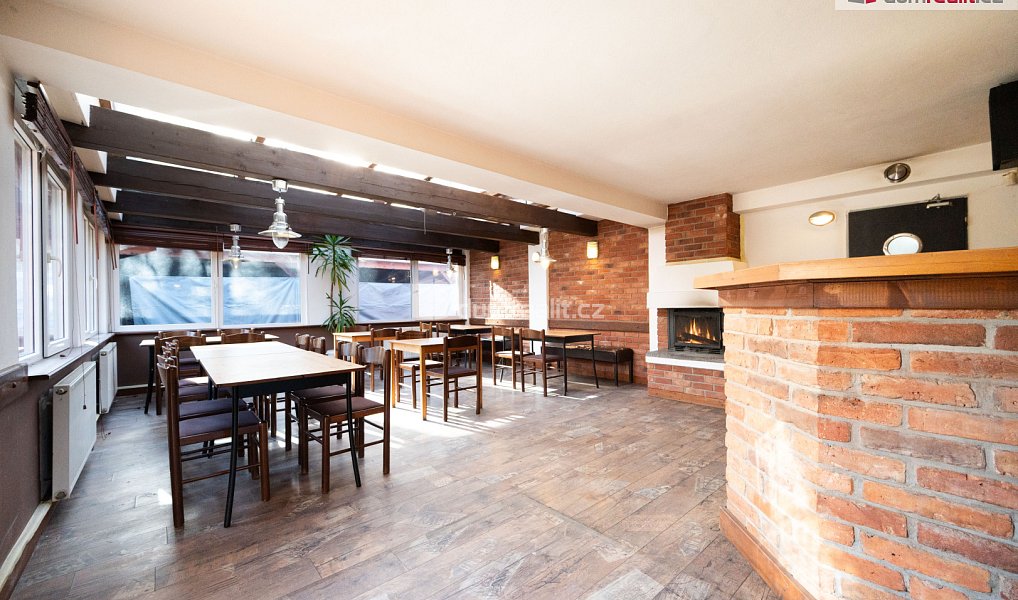 Prodej komerčního objektu (jiného typu) 297 m², Boršov nad Vltavou – náhled fotky 7
