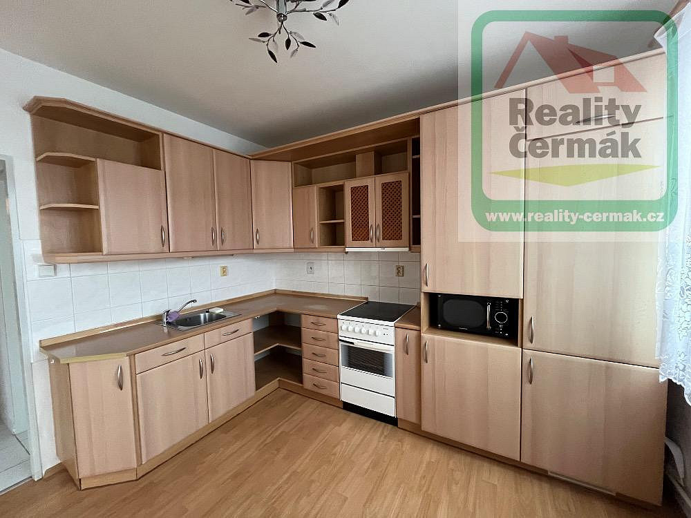 Pronájem bytu 3+1 80 m² – fotografie 2