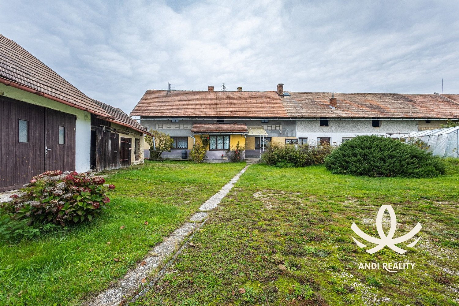 Prodej domu 150 m² s pozemkem 1 154 m²