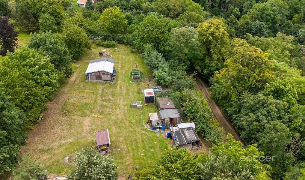 Prodej stavebního pozemku 3 286 m², Mšeno – náhled fotky 3