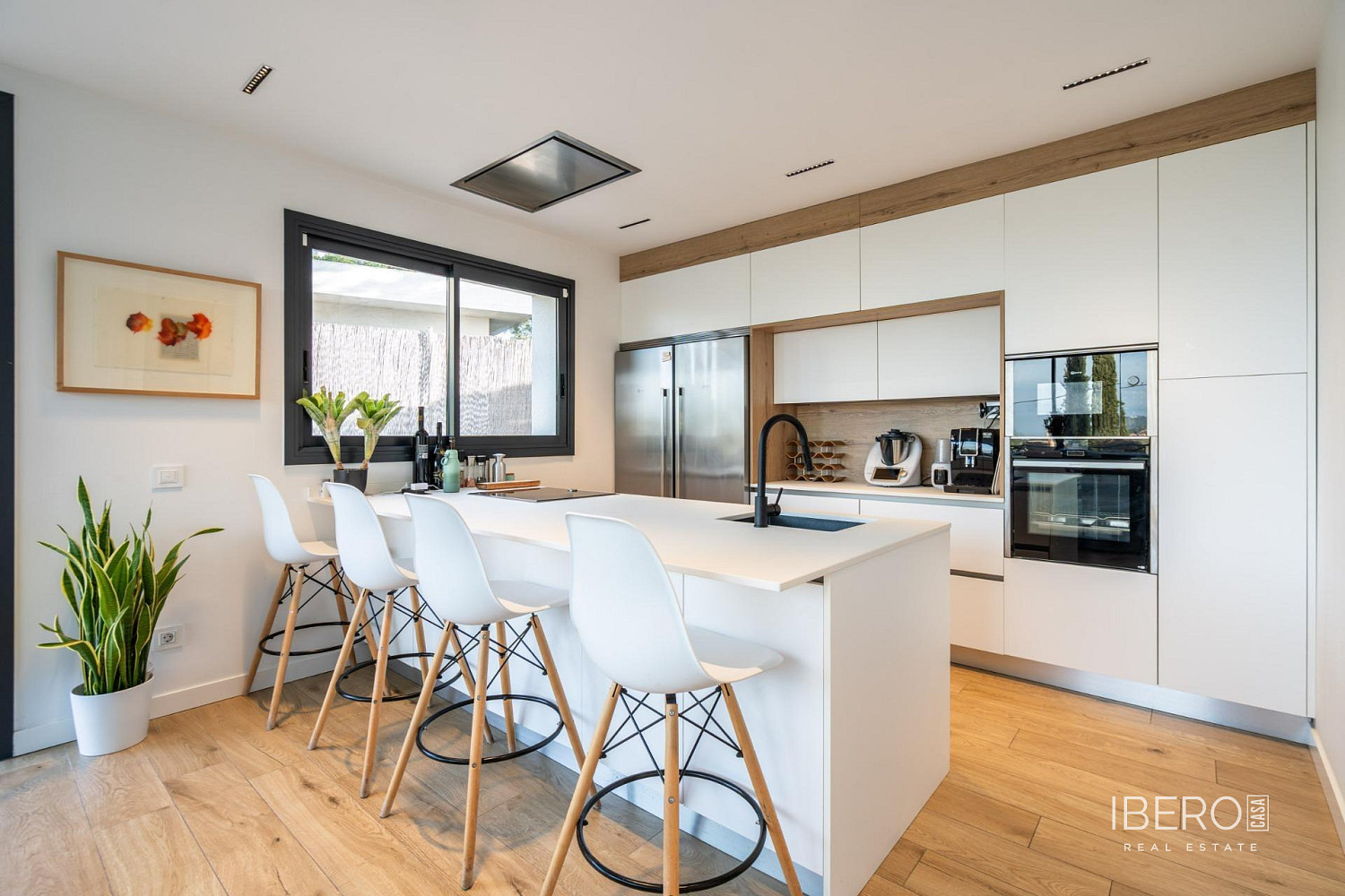 Prodej domu 1 130 m² s pozemkem 800 m² — photo 4