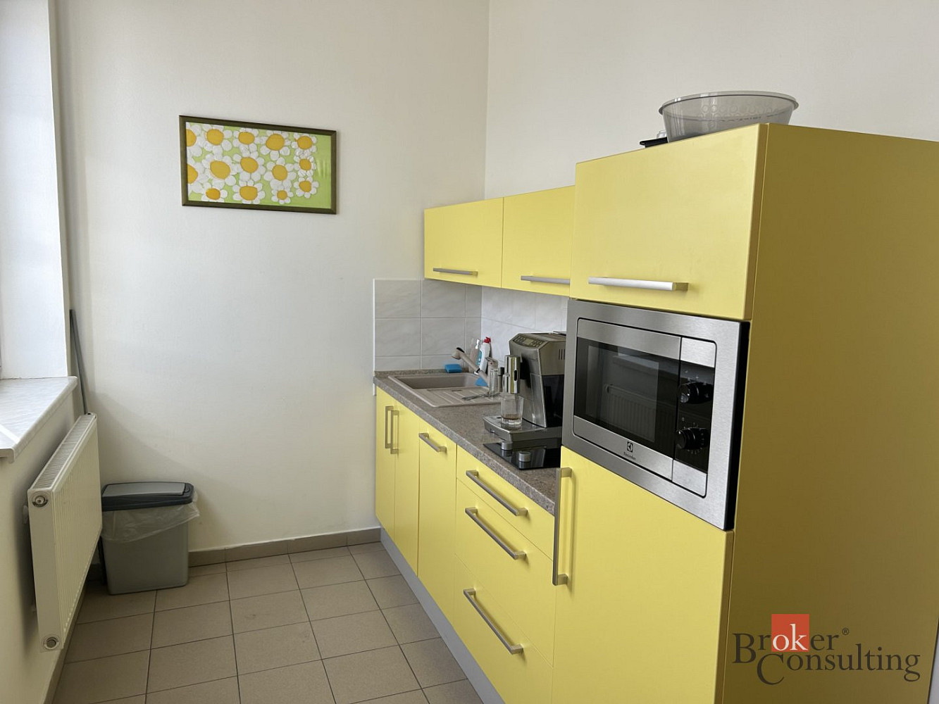 Pronájem kanceláře 126 m² – fotografie 5