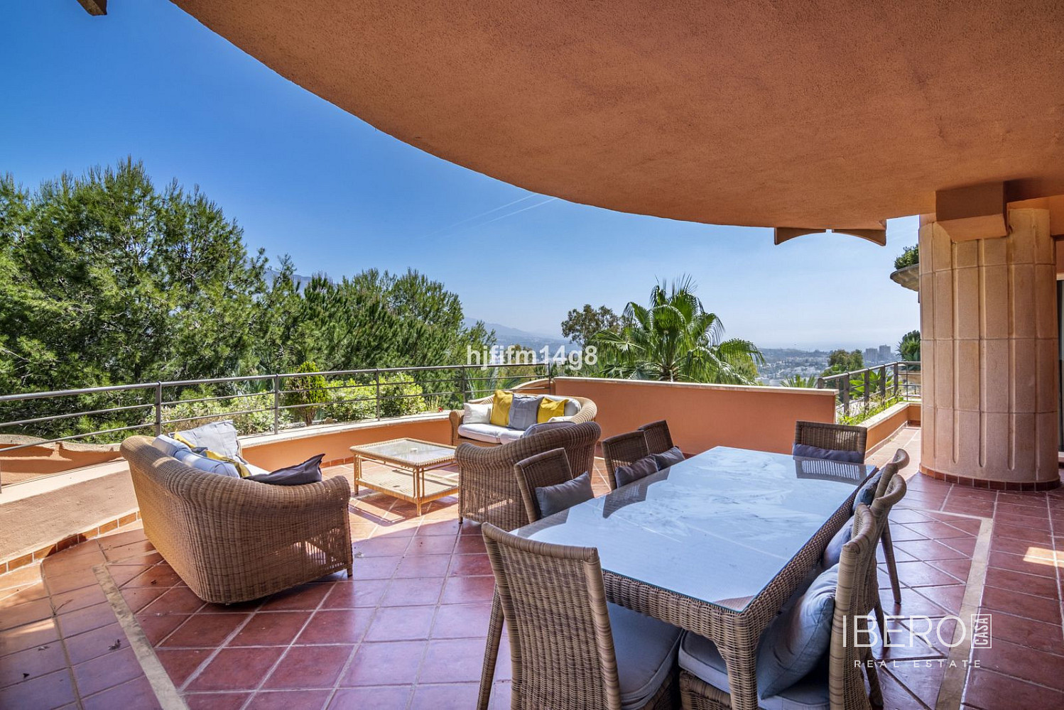 5-Zimmer-Wohnung, 226 m²