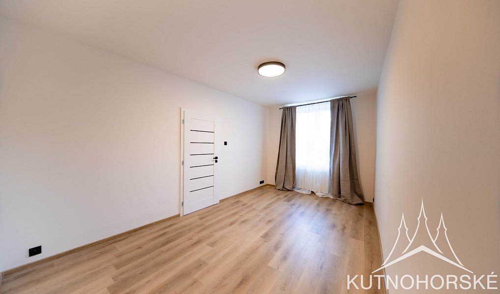 Prodej bytu 2+kk 40 m², Praha – náhled fotky 9