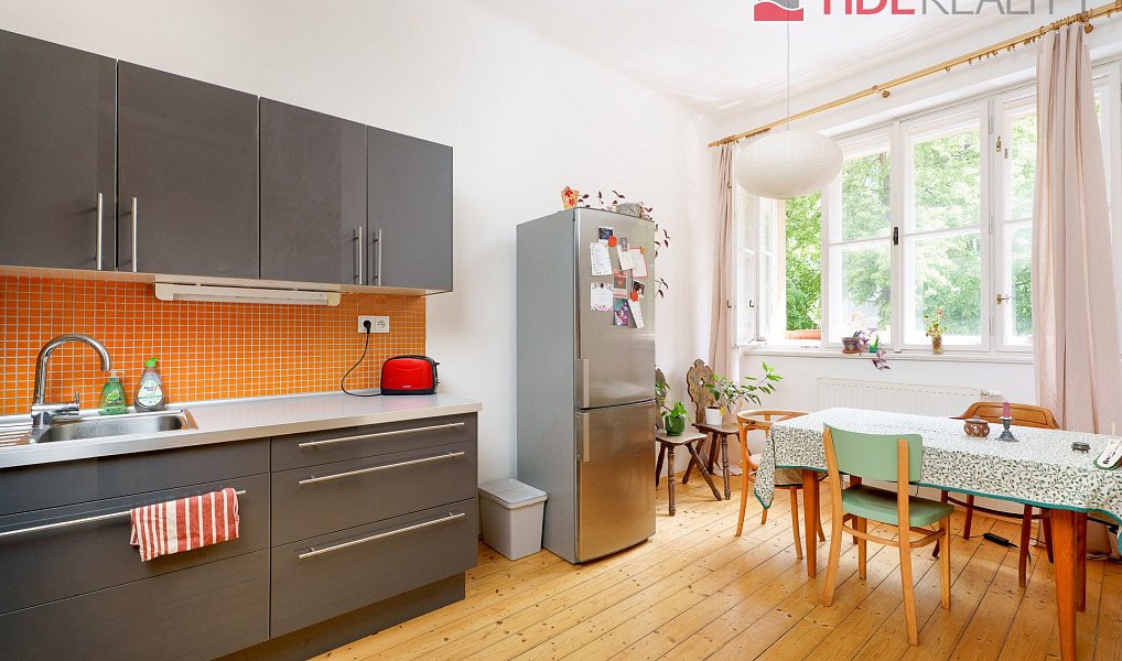 Prodej bytu 2+1 80 m², Praha – fotka 1 z 17