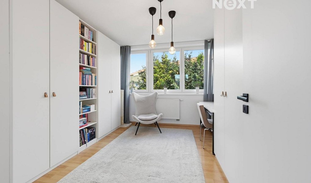 Prodej domu 180 m² s pozemkem 491 m², Jenštejn – náhled fotky 18