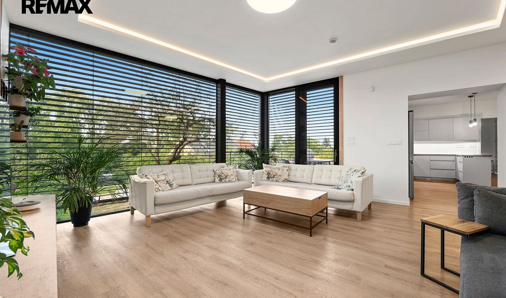 Pronájem rodinného domu, 199 m², Praha-východ, Říčany