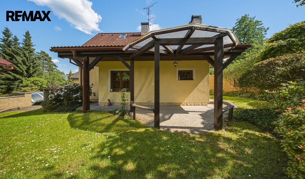 Prodej domu 122 m² s pozemkem 900 m², Skalice u České Lípy – náhled fotky 32