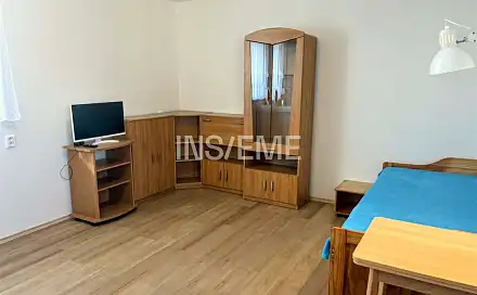 Pronájem bytu 1+kk 30 m², Ulička, Modřice, okres Brno-venkov