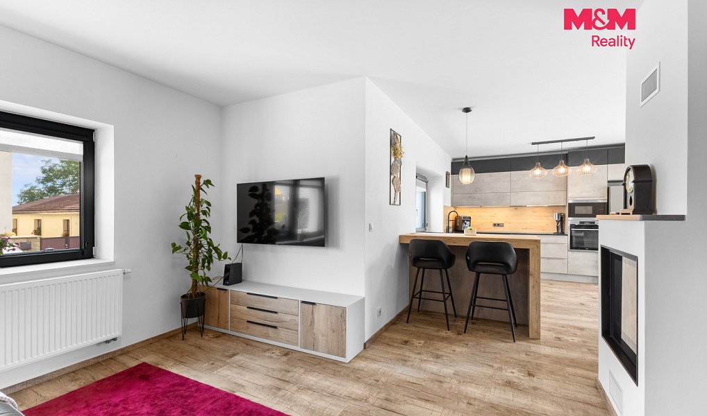 Prodej domu 190 m² s pozemkem 573 m², Lázně Toušeň – náhled fotky 3