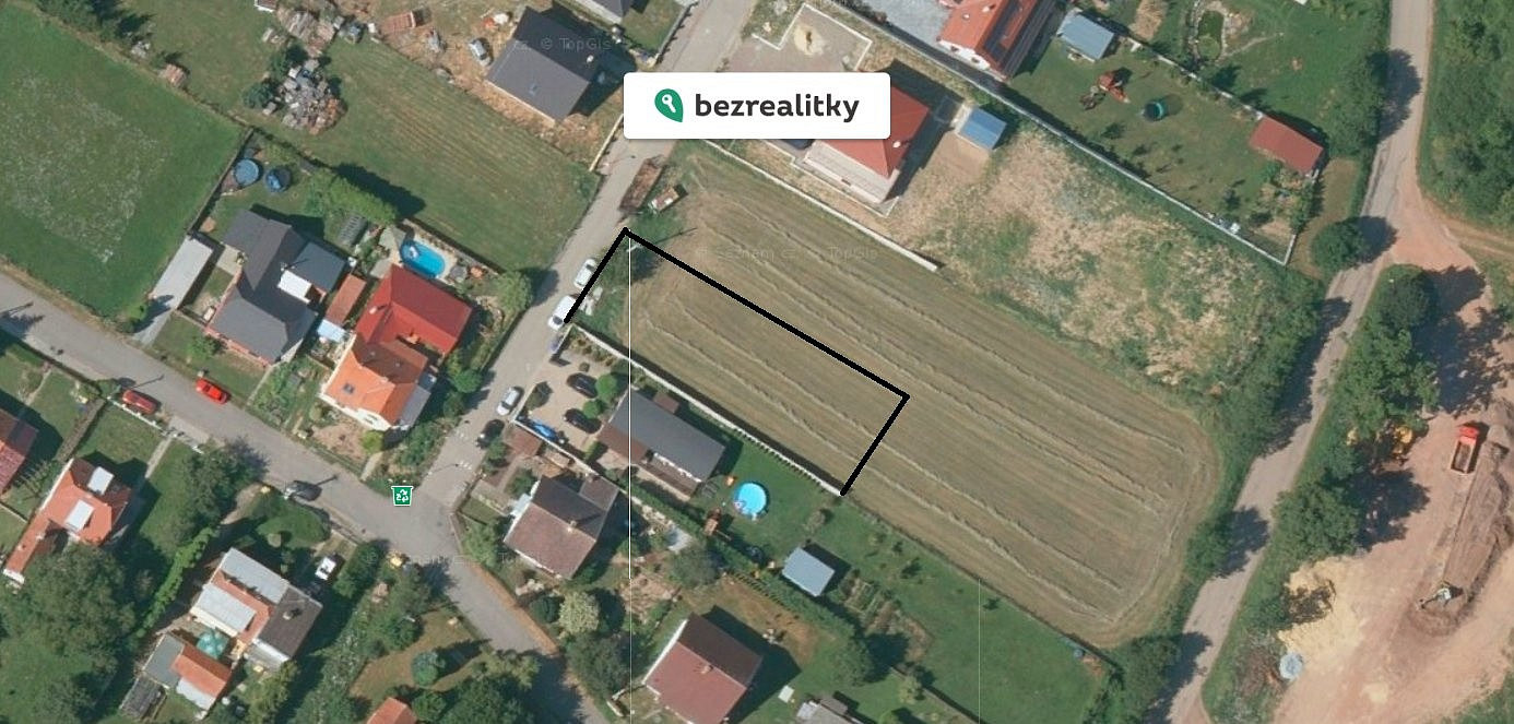 Prodej stavebního pozemku 750 m² – pohled 3