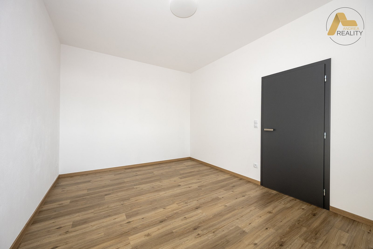 Pronájem bytu 2+kk 44 m² — photo 5