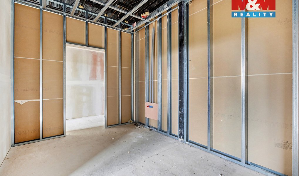 Prodej nájemního domu, činžáku 1 800 m², Chomutov – náhled fotky 12