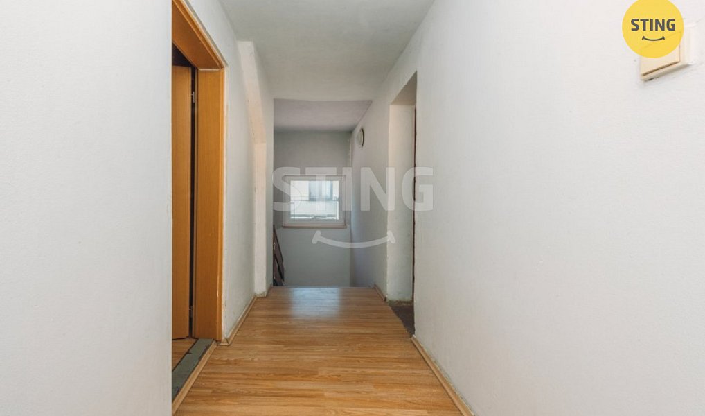 Prodej domu 200 m² s pozemkem 1 235 m², Staré Hradiště – náhled fotky 8