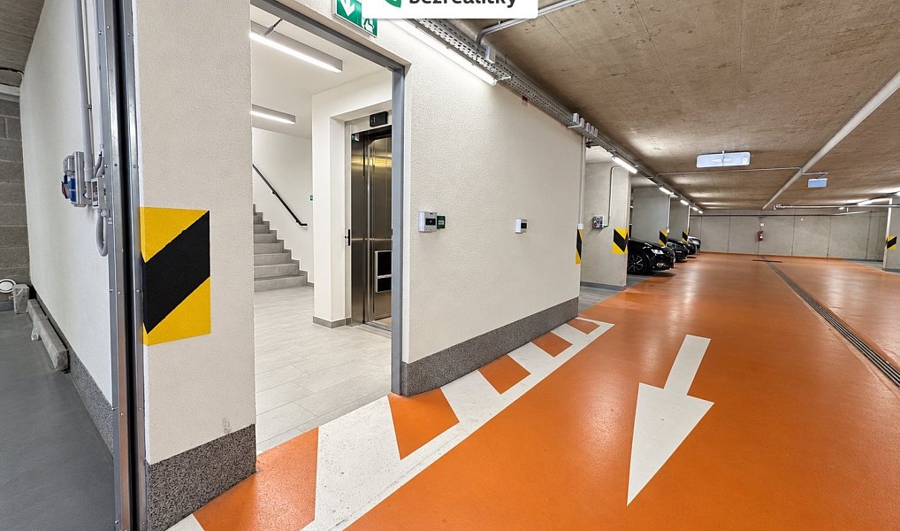 Prodej garáže 20 m2, Černošice – náhled fotky 3