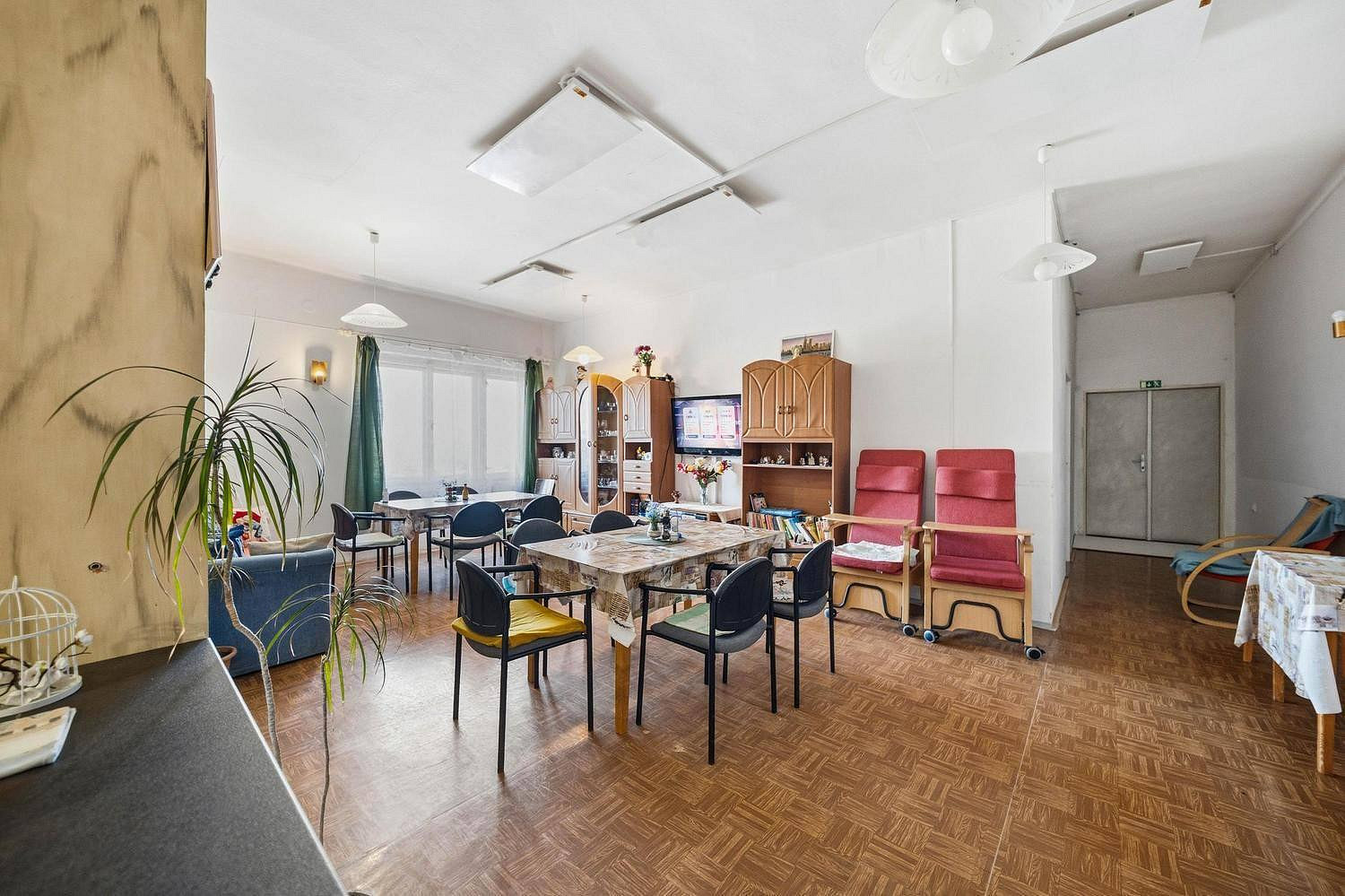 Prodej ubytovacího objektu 930 m² – fotografie 4