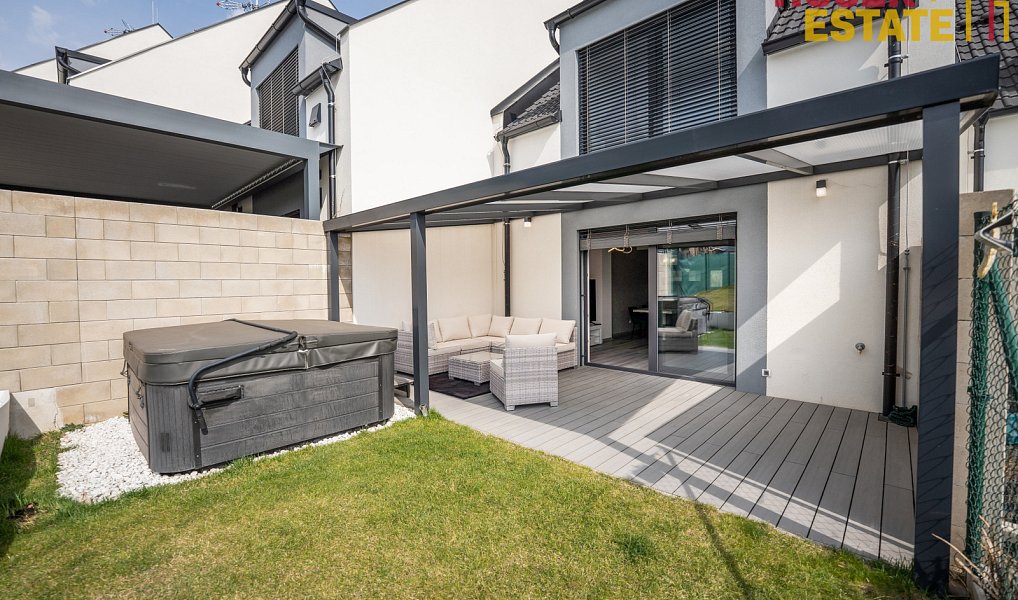 Prodej domu 93 m² s pozemkem 237 m², Holubice – náhled fotky 20