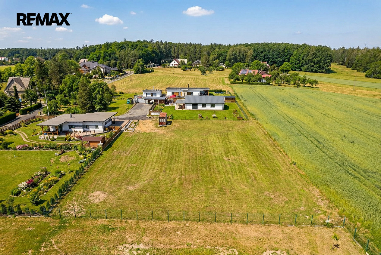 Prodej stavebního pozemku 1 255 m² — photo 3