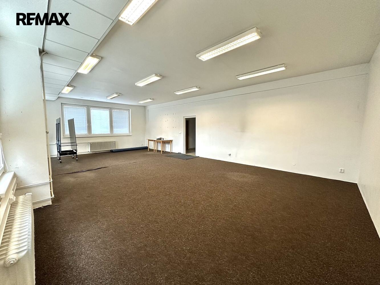 Pronájem kanceláře 78 m² – fotografie 2