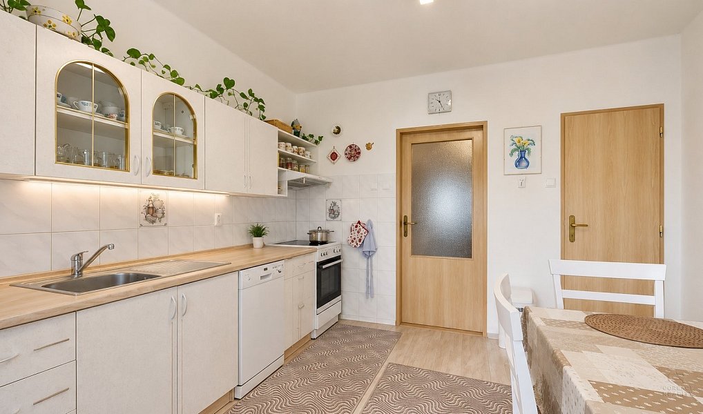 Prodej domu 177 m² s pozemkem 1 568 m², Žulová – náhled fotky 2