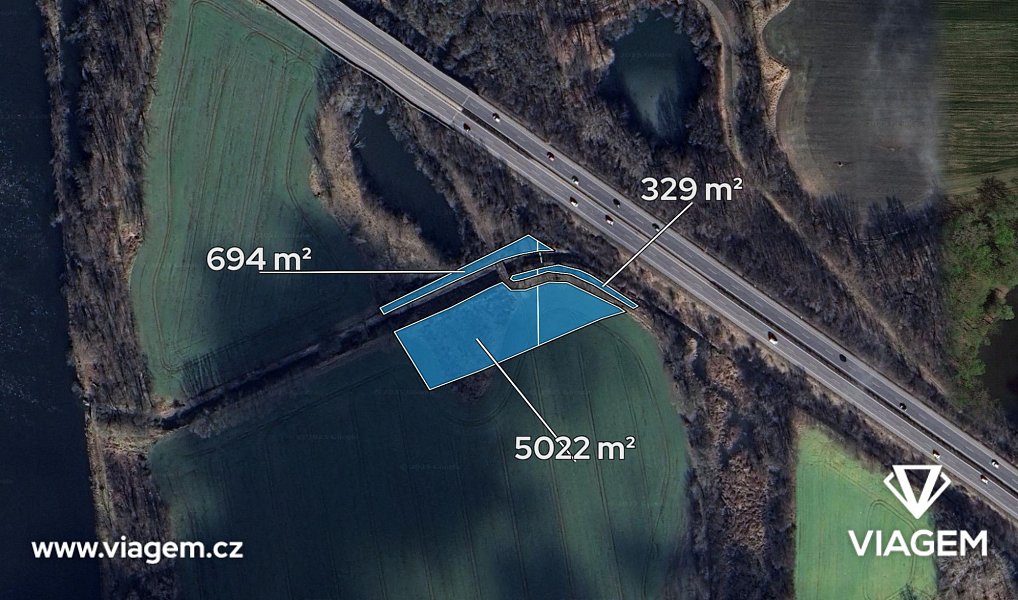 Prodej pole 2 015 m², Nová Ves – náhled fotky 2