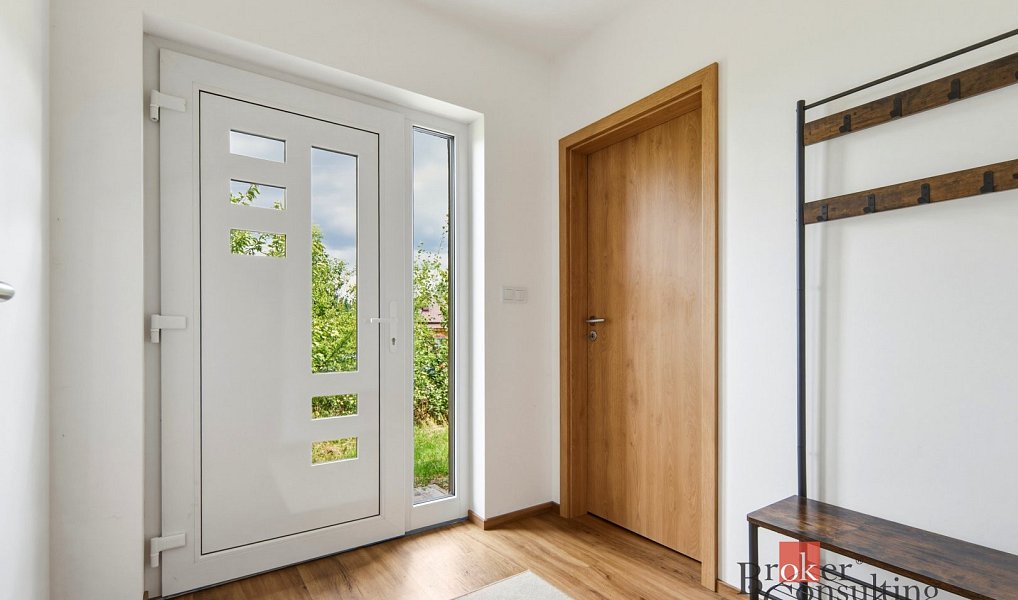 Prodej domu 194 m² s pozemkem 866 m², Litošice – náhled fotky 12