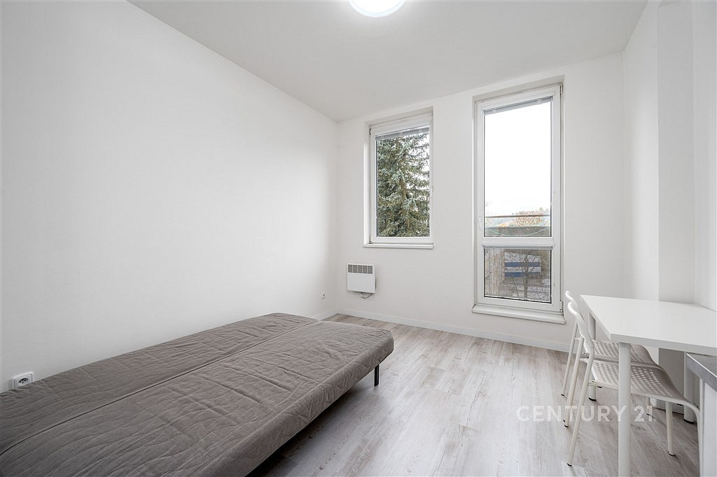 Pronájem bytu 1+kk 17 m² — photo 4