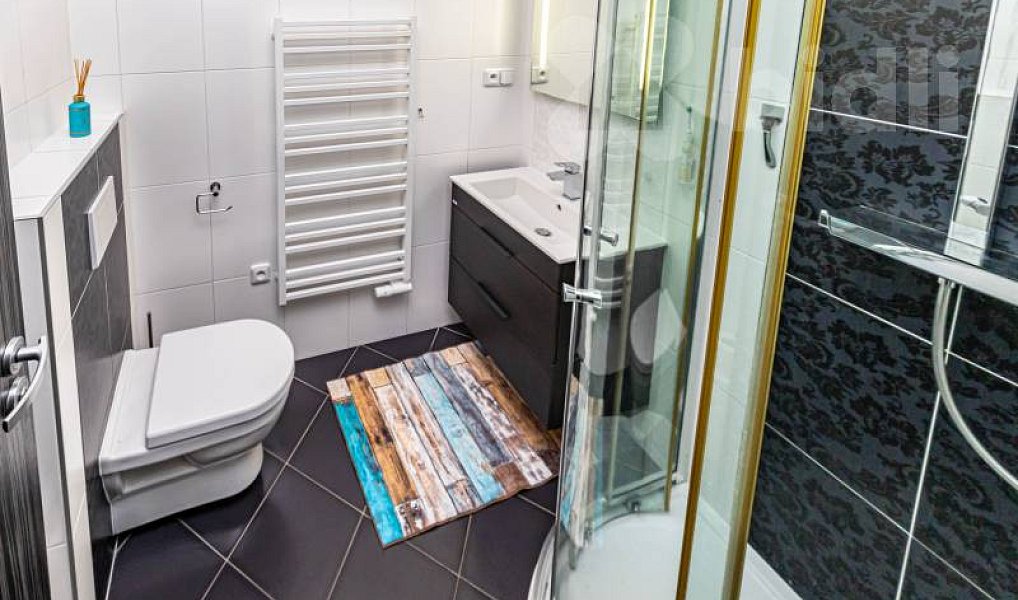 Prodej domu 141 m² s pozemkem 274 m², Zlonín – náhled fotky 12