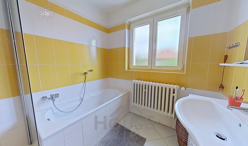 Prodej domu 280 m² s pozemkem 466 m², Benešov – náhled fotky 16