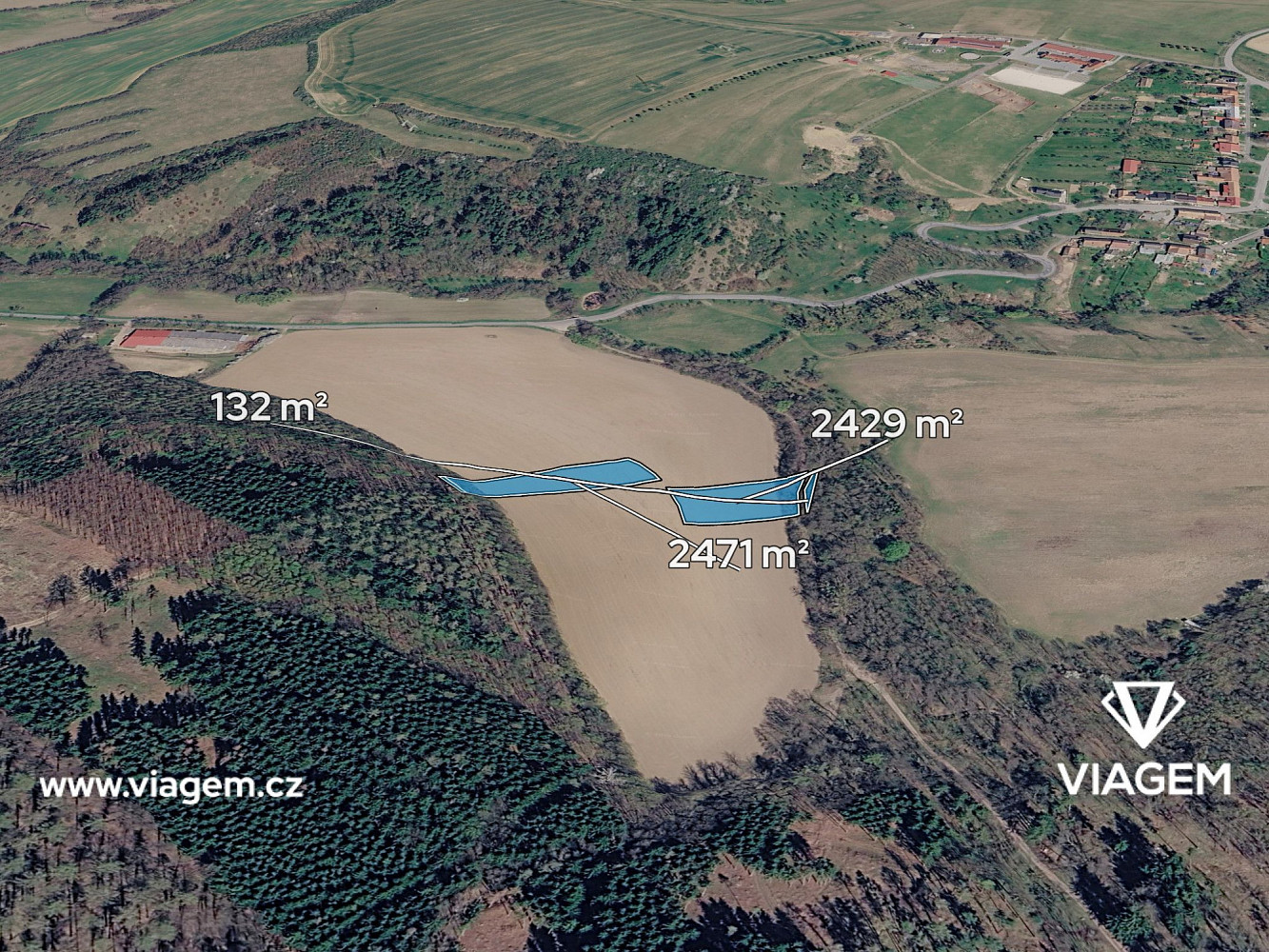 Prodej pole 1 887 m², Zdounky
