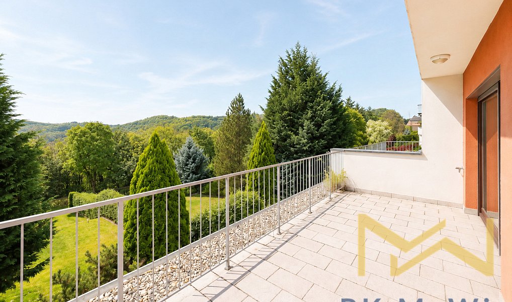 Pronájem domu 360 m² s pozemkem 857 m², Praha – náhled fotky 5