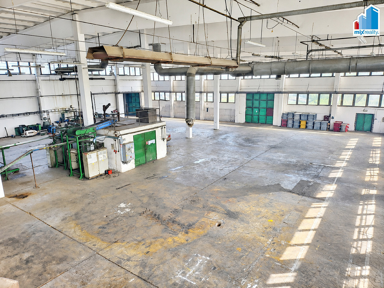 Pronájem skladovacích prostor 2 000 m² – fotografie 2