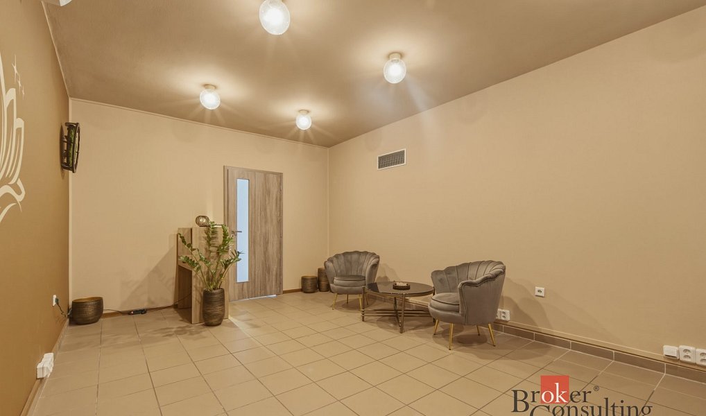 Pronájem obchodních prostor 37 m², Pardubice – náhled fotky 2