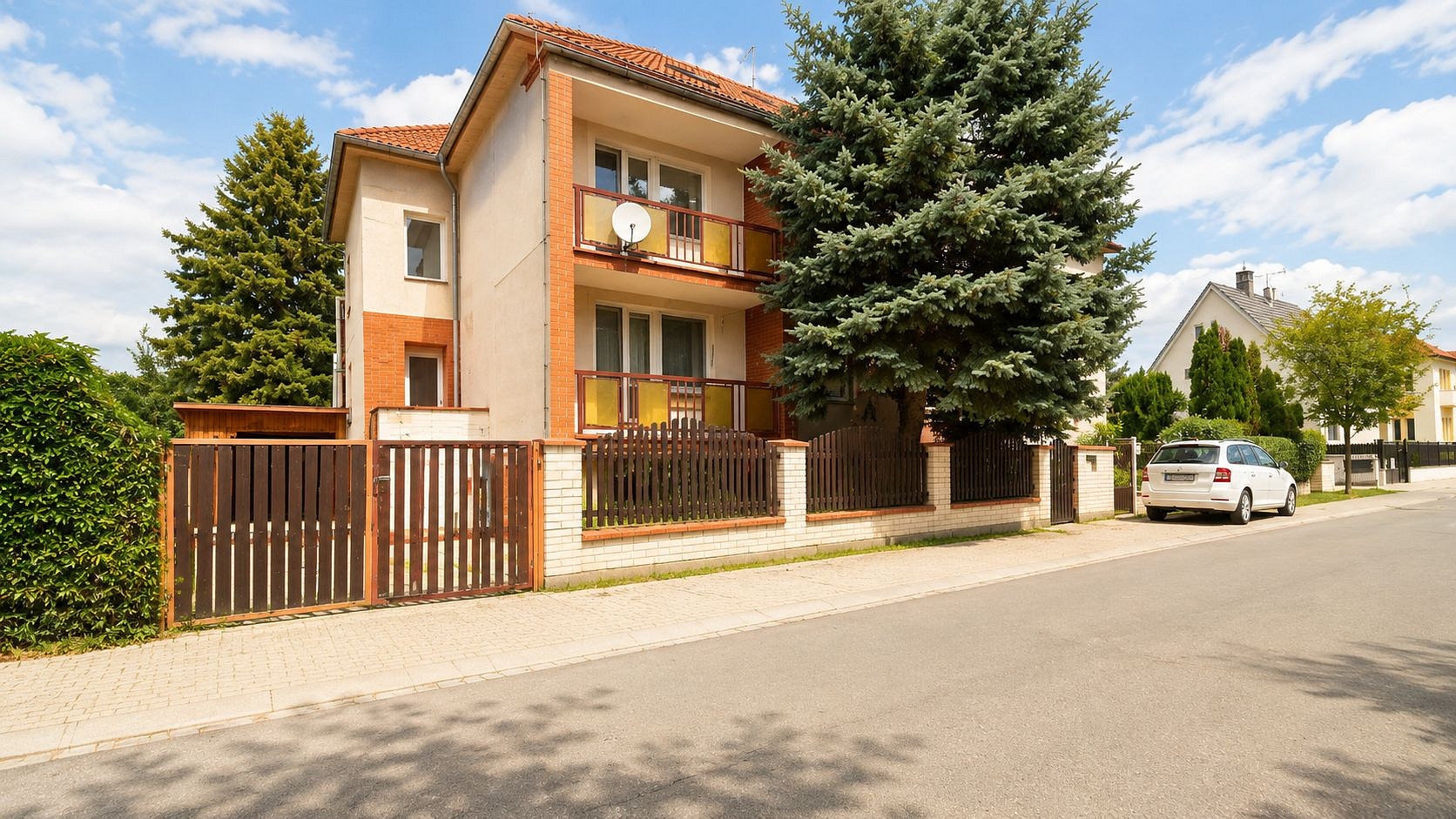 Prodej domu 246 m² s pozemkem 375 m² – fotografie 4