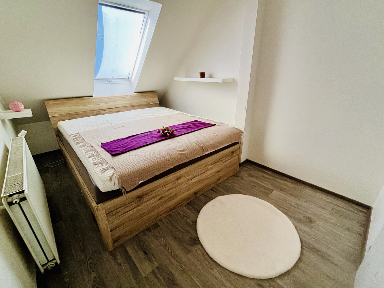 Pronájem bytu 4+kk 82 m² – fotografie 5