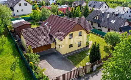Prodej domu 186 m² s pozemkem 914 m², Kapradinová, Zlín - Mladcová
