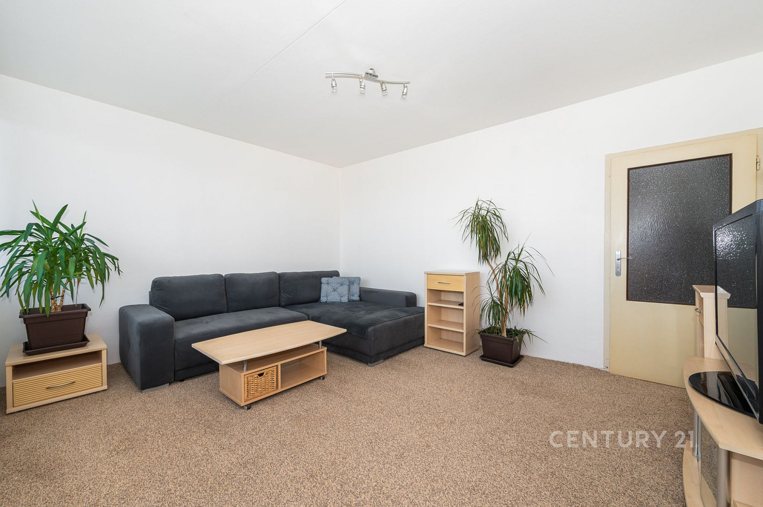 Pronájem bytu 3+1 71 m² – fotografie 3