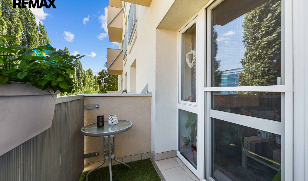 Prodej bytu 3+kk 80 m², Praha – náhled fotky 16