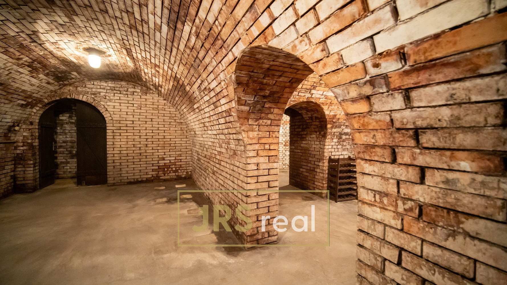 Prodej vinného sklepu - velké bílovice — photo 2