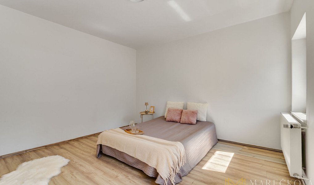 Prodej bytu 2+1 37 m², Holýšov – náhled fotky 8