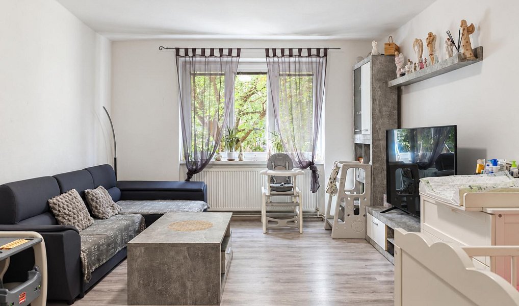 Prodej bytu 2+1 56 m², Nádražní, Turnov, okres Semily