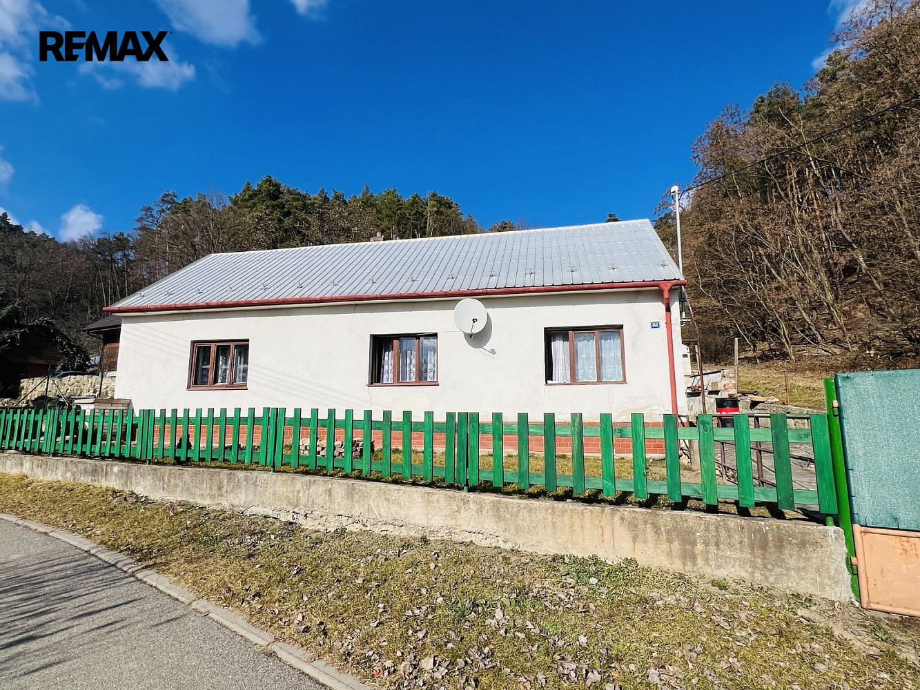 Prodej domu 110 m² s pozemkem 4 219 m²