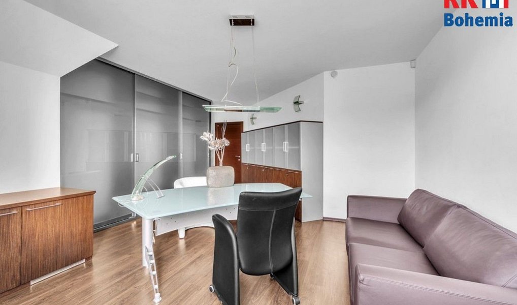 Prodej domu 696 m² s pozemkem 3 230 m², Turnov – náhled fotky 18